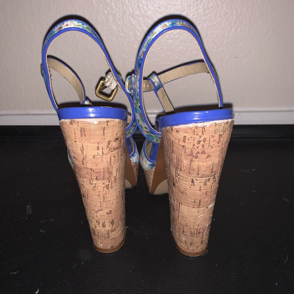 High heels - Picture 4 of 4
